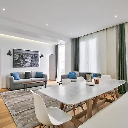 Appartamento Urbanflat 69 - Authentic Parisian In The Center Of *