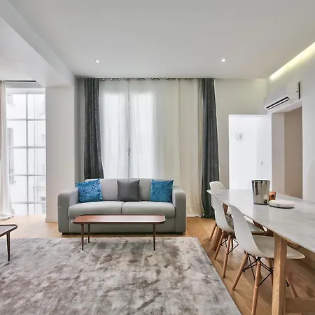 Urbanflat 69 - Authentic Parisian In The Center Of * Parigi
